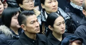 Vo Dien Vien Luu Duc Hoa Chui Gam Xe Tron Fan Cuong Ebad3Ddb12Ac4908B59Df64A60F6167D 156