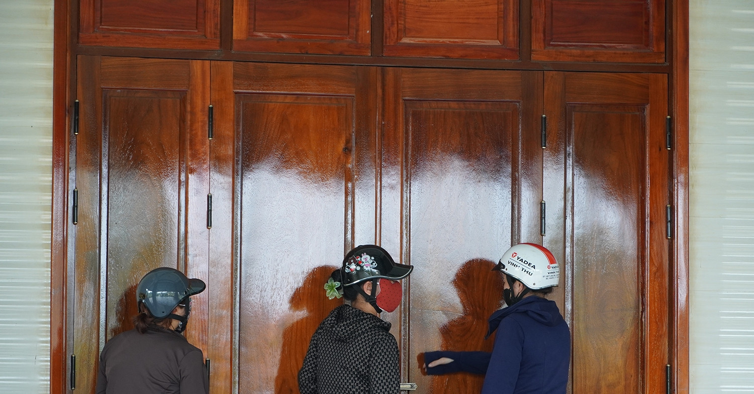 vo hui rung dong lang que chinh quyen len tieng ve tin don chu hui ly hon 1249