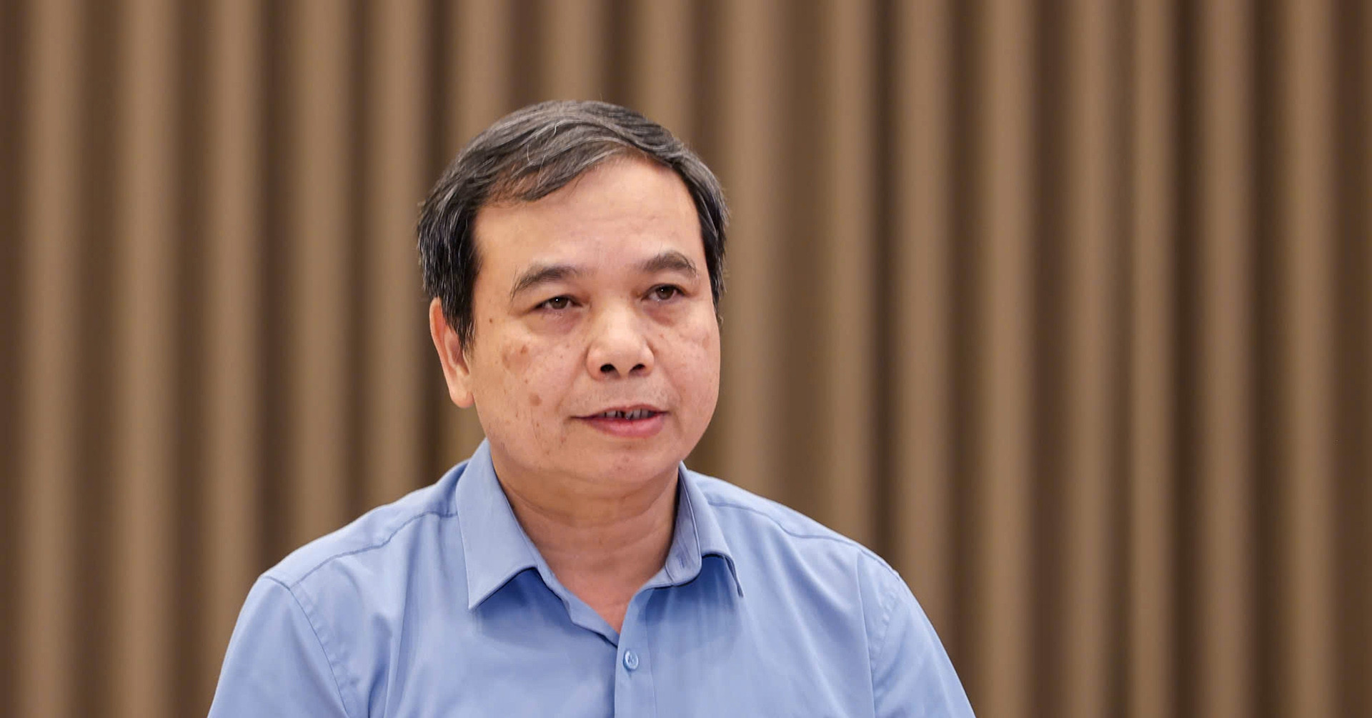 vu 300 tan thit lon benh vao truong hoc bo gd dt noi gi 1325