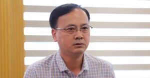 vu gan 300 tan lon benh tuon vao cho truong hoc bo nnmt len tieng 1743