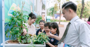 Vườn ươm học đường: Elmich Việt Nam gieo mầm sống xanh từ những điều nhỏ bé 1 vuon uom hoc duong elmich viet nam gieo mam song xanh tu nhung dieu nho be 2059