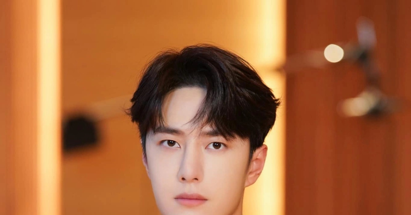 Vuong Nhat Bac Gay Tranh Cai Khi Gan 2 Nam Khong Dong Phim 271