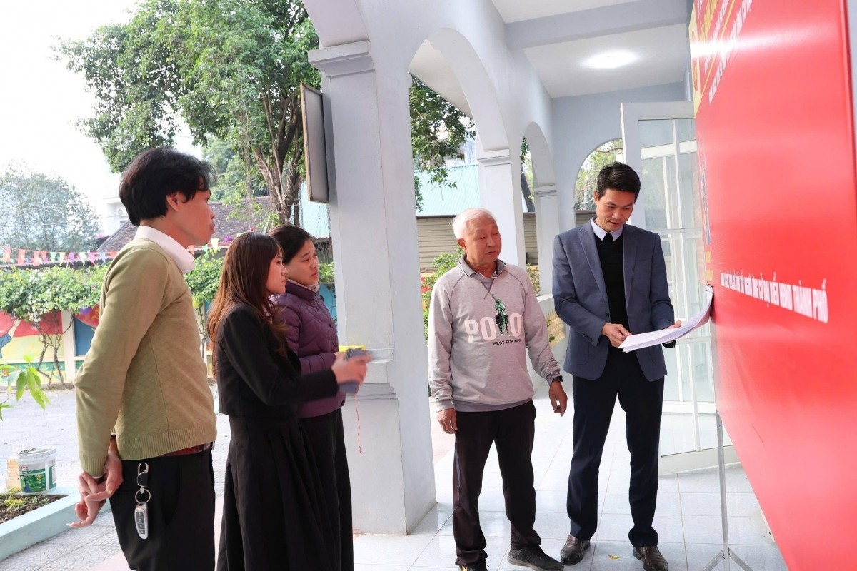 Xa Van Dinh Hoan Tat Niem Yet Danh Sach Cu Tri Tai Cac Khu Vuc Bo Phieu 20260204135300