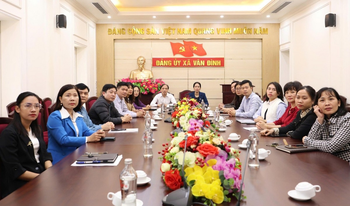 Xa Van Dinh Phan Khoi Theo Doi Truc Tiep Dai Hoi Dai Bieu Toan Quoc Lan Thu Xiv Cua Dang 20260120125