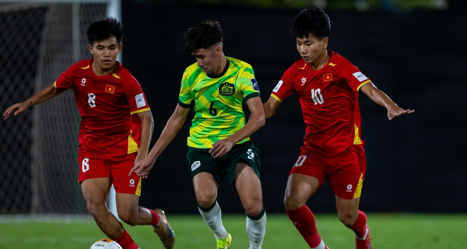 xac dinh 2 cap dau ban ket u17 chau a 2026 247