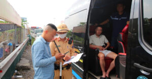 xe kinh doanh hop dong 6 1 1562