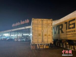 Khởi hành tàu chuỗi lạnh Trung Quốc - Lào - Thái Lan, vận chuyển trái cây tươi 1 xe sau rieng thai lan cho van chuyen den cang duong sat quoc te thanh do. anh cang duong sat quoc te