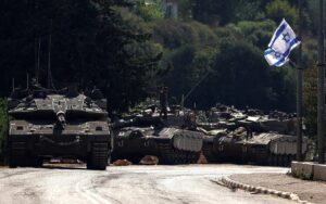 xe tang israel linh israel gan bien gioi liban lebanon co israel reu