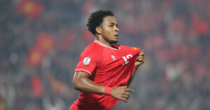 Xuân Son tịt ngòi, Nam Định và HLV Kim Sang Sik chung một âu lo 1 xuan son tit ngoi nam dinh va hlv kim sang sik chung mot au lo 2291