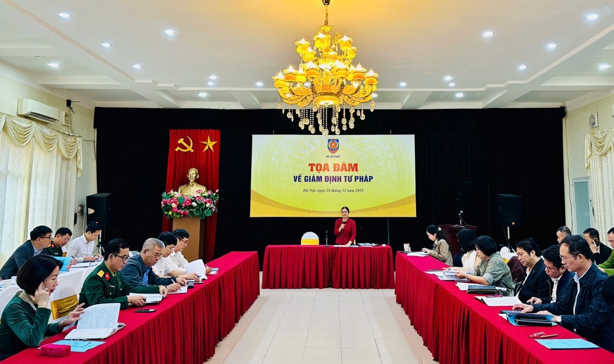 Z7359048884886 Cfdd6Ed3Ff29E36Eae3C00537A85699A20251224155311