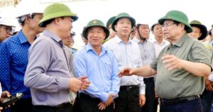 Tăng tốc thi công, khai thác dự án mở rộng sân bay Phù Cát vượt tiến độ 3 tháng 2 z757546075390605493339854f70cc8e10da2460f53f5b 1772344737874575522618 0 0 720 1152 crop 177234478324