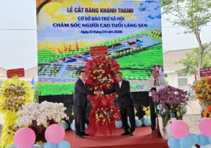 Nguyên Chủ tịch nước Trương Tấn Sang dự lễ khánh thành nhà dưỡng lão Láng Sen 1 z7712123625807 87fa84bdd0f8d072306d473c27c88dd1