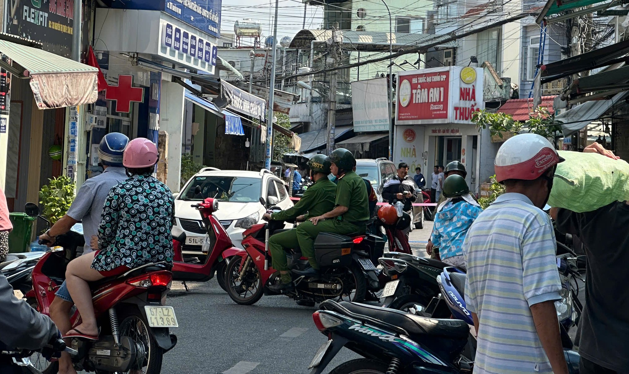 z7716669135122 52132cfdd66803ccc25d37e44f76d40e 0