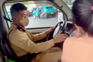 z7730987064203 3f092a6c6af9cc180e461ff9940d290d 2149