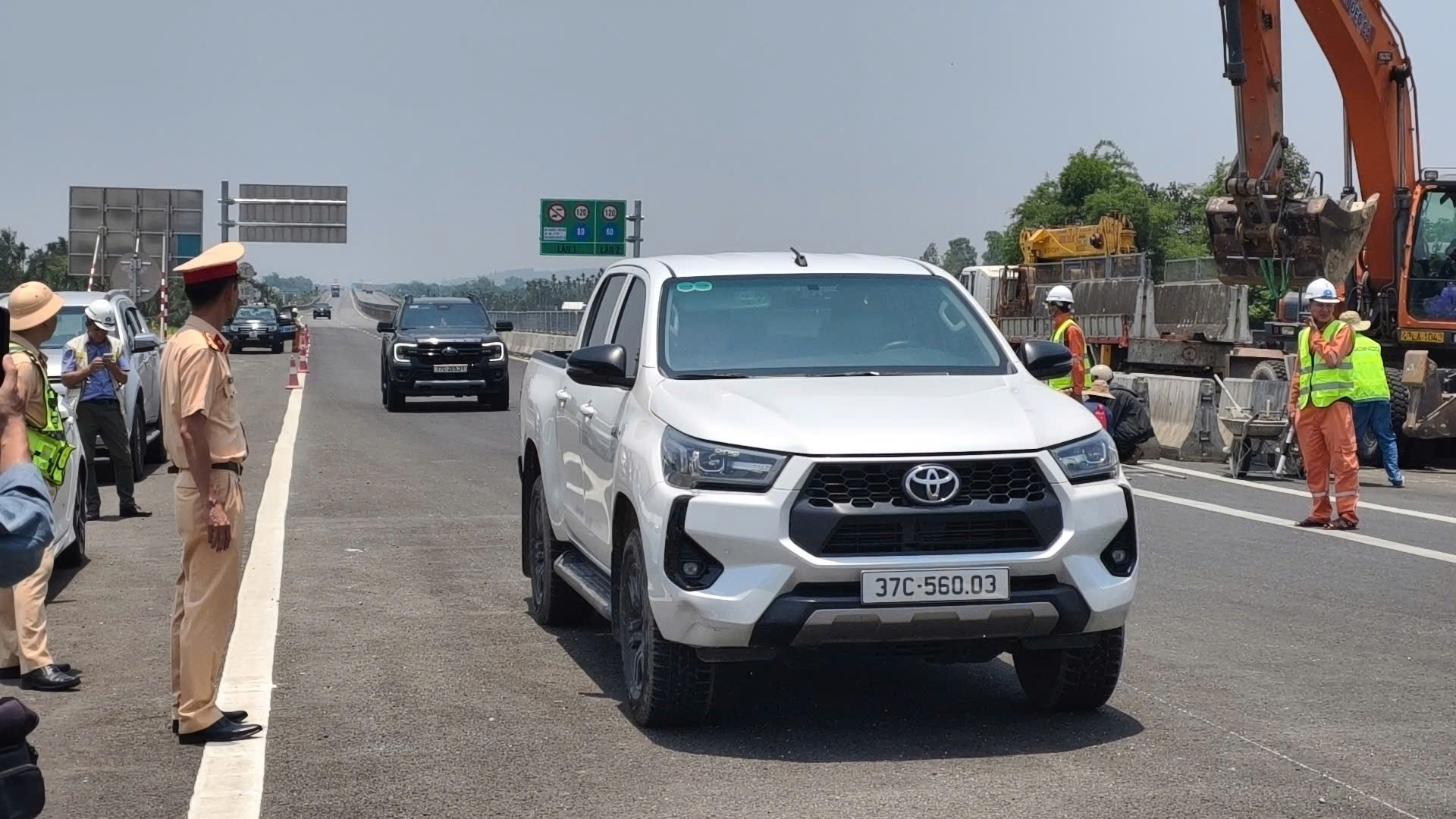 z7774687169132 984a957cceeaa7bf5bd73d46de7bf1d3